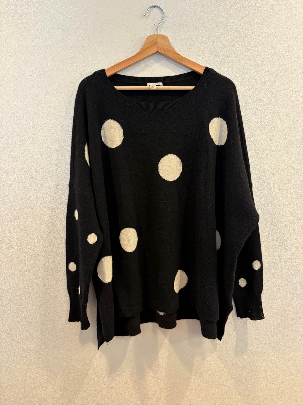 Halogen Wool & Cashmere Black Sweater with Cream Polka Dots